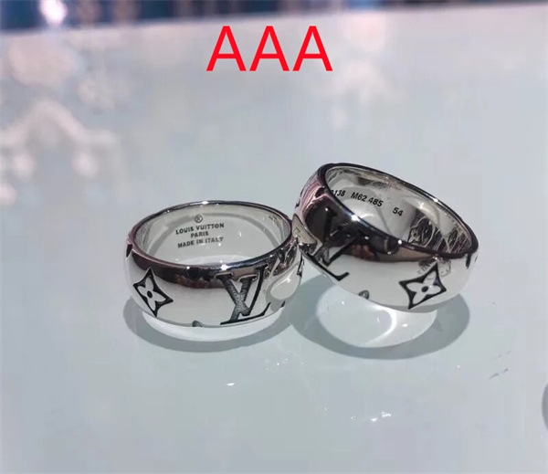 LV Rings-004
