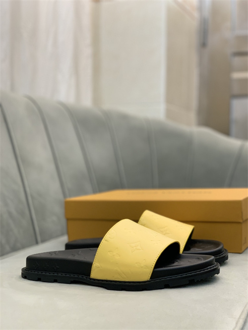 LV Sandal-M(2)-216