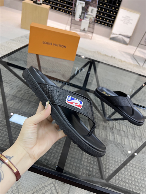 LV Sandal-M(2)-232