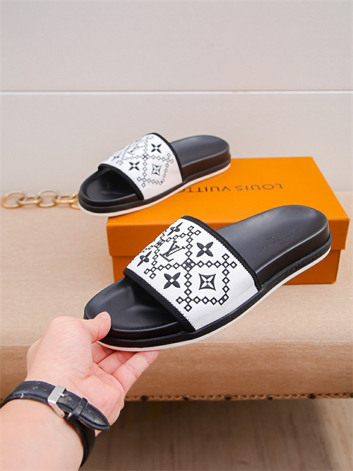LV Sandal-M(2)-252