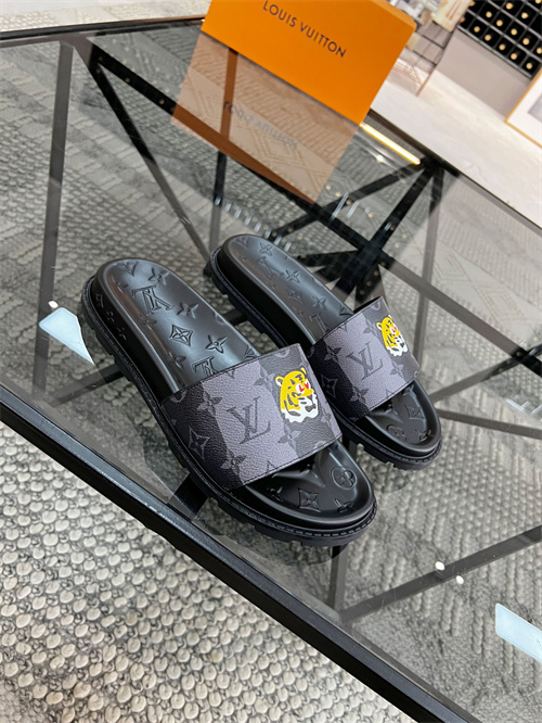 LV Sandal-M(2)-390
