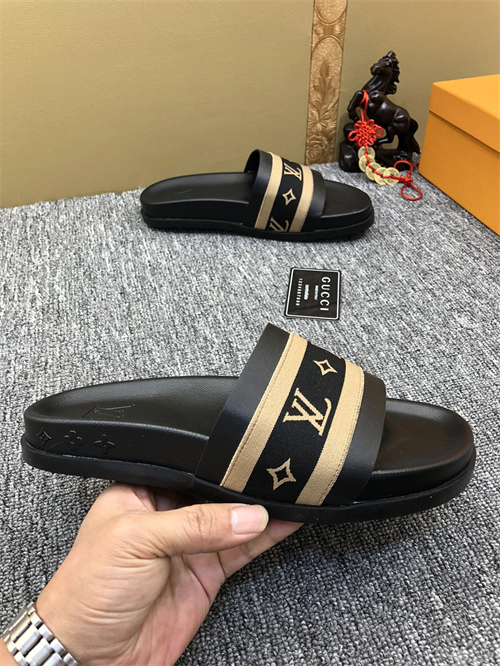 LV Sandal-M-379