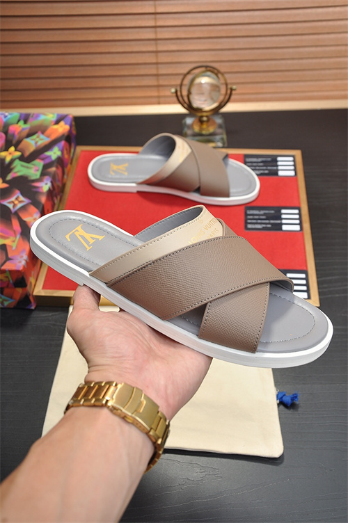 LV Sandal-M-608