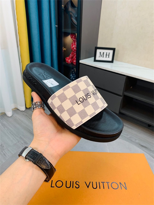 LV Sandal-M-670