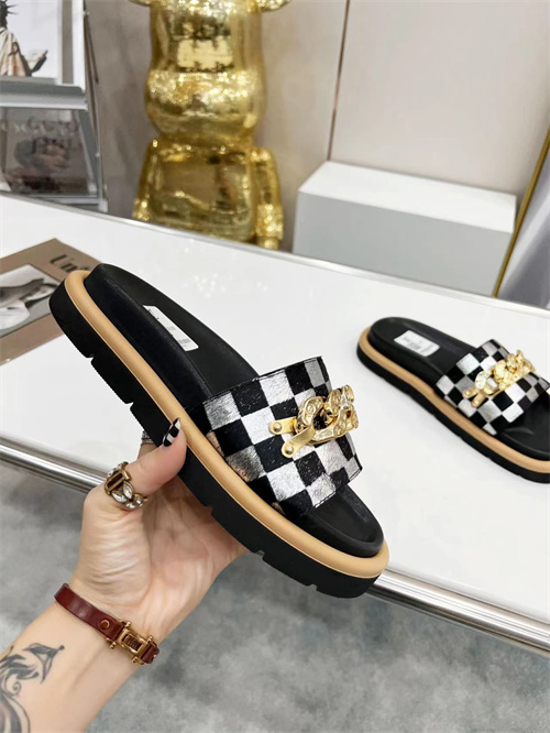 LV Sandal-M-857
