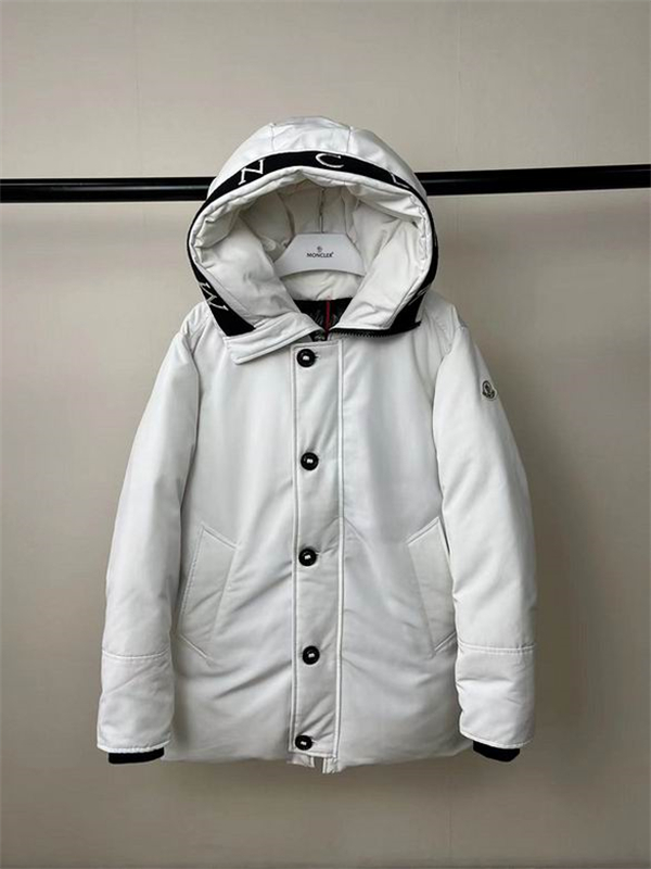 Moncler Down Jacket-M-021