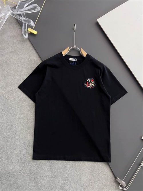 Moncler Round neck T-shirt-M-0250