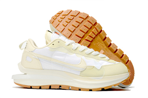 NIKE LDWAFFLE SACAI-M-025