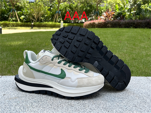NIKE LDWAFFLE SACAI(AAA)-0016