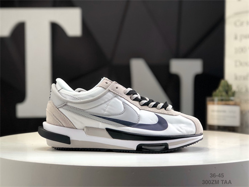 NIKE LDWAFFLE SACAI-M-070