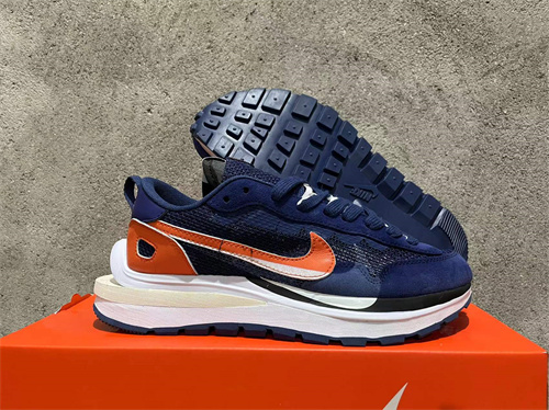 NIKE LDWAFFLE SACAI-M-030