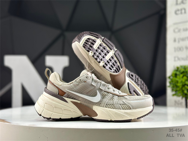 Nike V2K Runtekk-M-0005