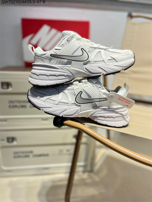 Nike V2K Runtekk-W-0023