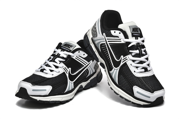 Nike ZOOM VOMERO 5-M-0015