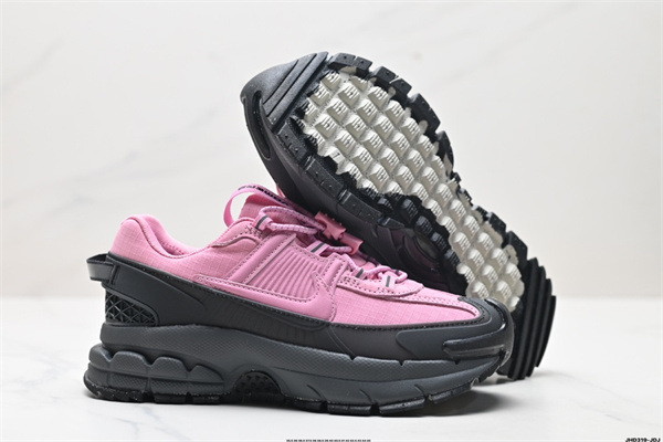 Nike ZOOM VOMERO 5-W-0010