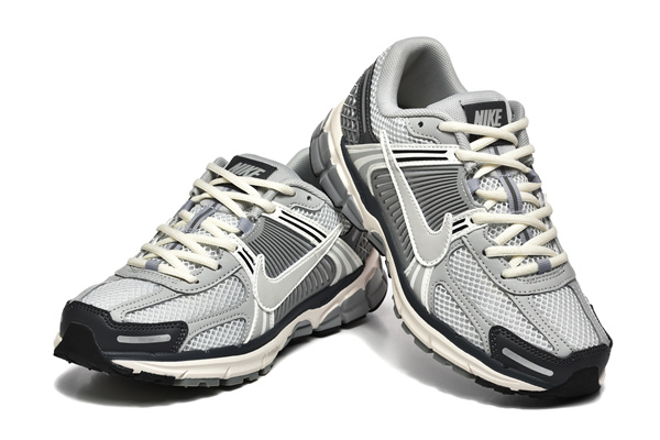 Nike ZOOM VOMERO 5-W-0012