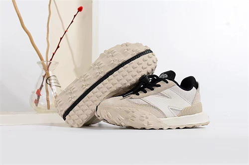 New Balance Shoes(Kids)-150