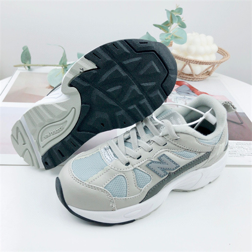 New Balance Shoes(Kids)-045