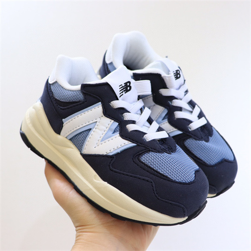 New Balance Shoes(Kids)-052