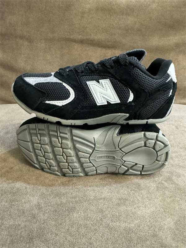 New Balance Shoes(Kids)-0572