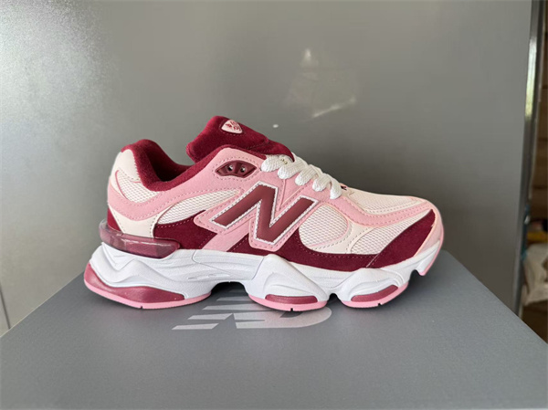 New Balance Shoes-W-2420