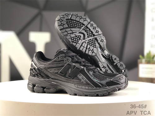 New Balance Shoes-W-1083