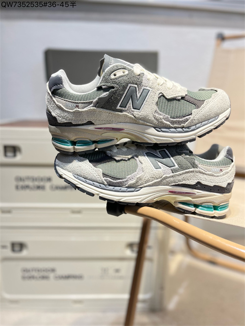 New Balance Shoes-M-1143