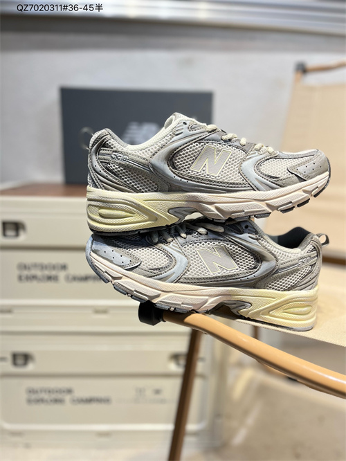 New Balance Shoes-M-1385