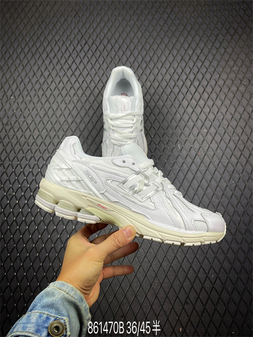 New Balance Shoes-W-1426