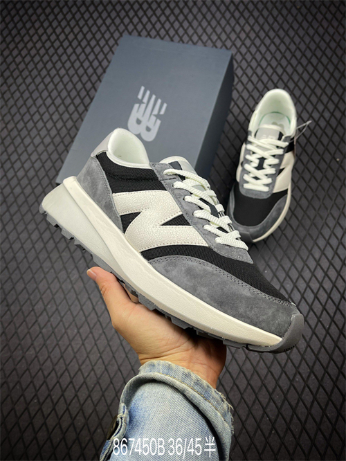 New Balance Shoes-W-1556