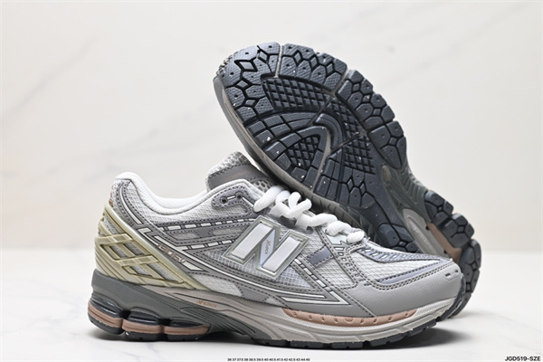 New Balance Shoes-W-1688