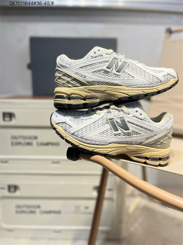 New Balance Shoes-M-1735