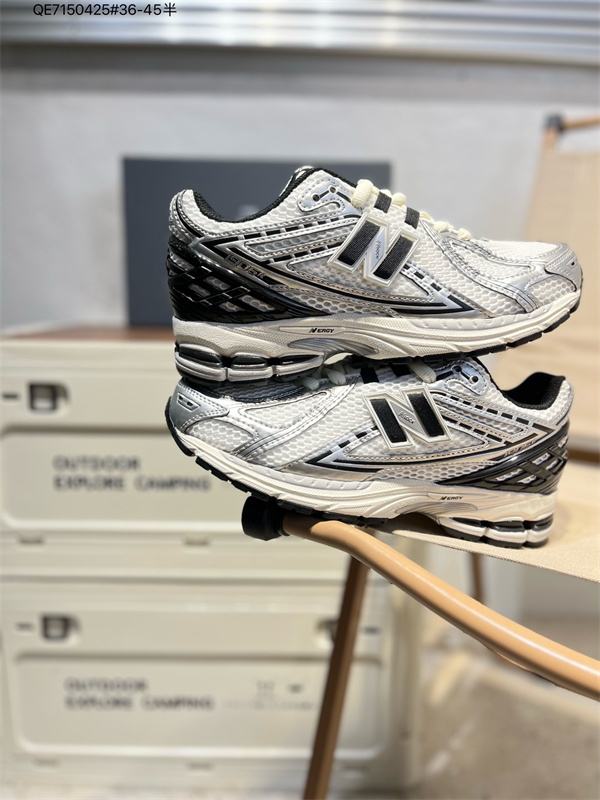 New Balance Shoes-W-1869