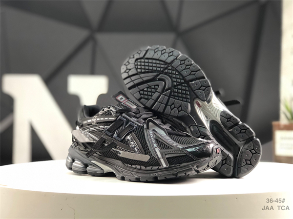 New Balance Shoes-W-2000