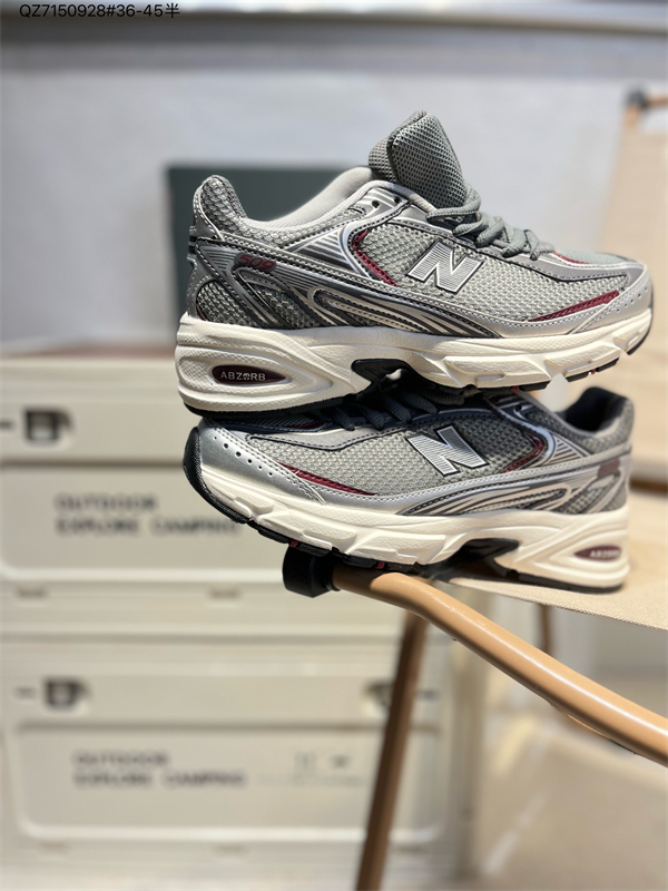 New Balance Shoes-M-2040