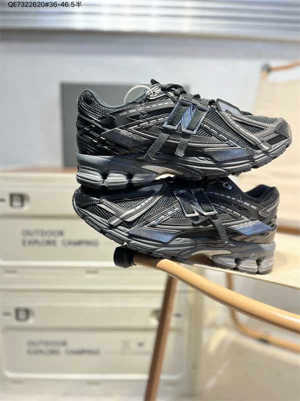 New Balance Shoes-M-2072