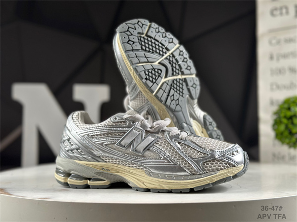 New Balance Shoes-M-2406