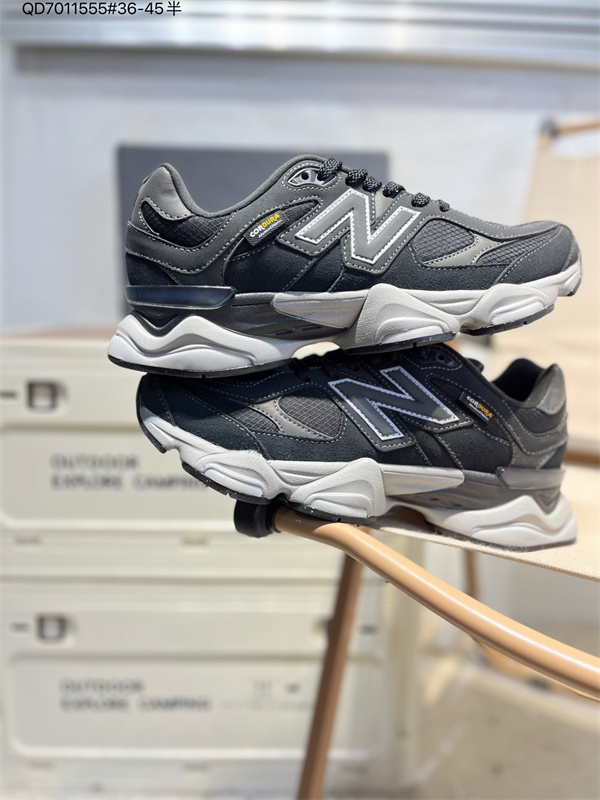 New Balance Shoes-W-2438