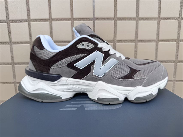 New Balance Shoes-W-2442