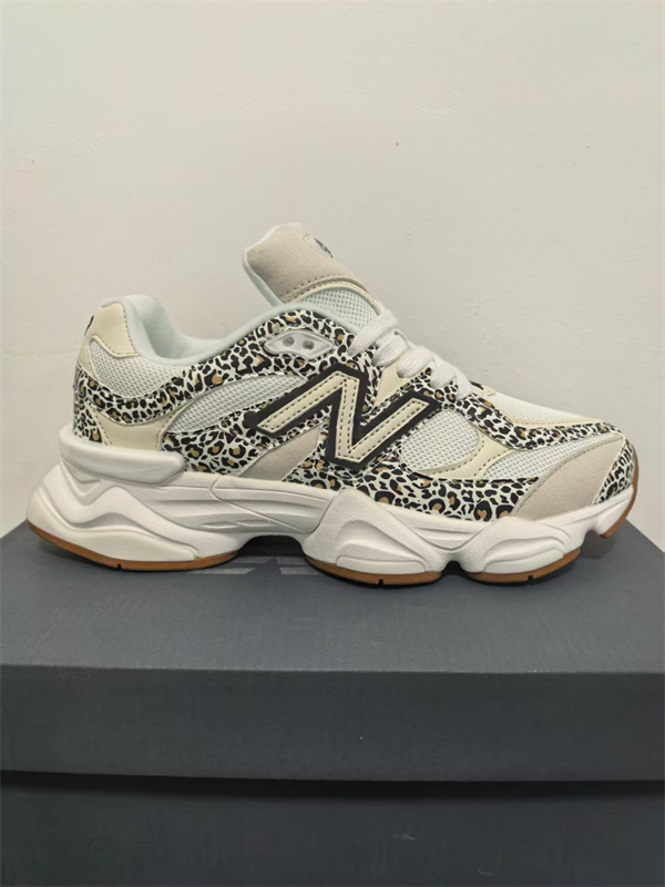 New Balance Shoes-W-2446