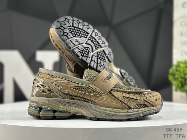 New Balance Shoes-W-2465