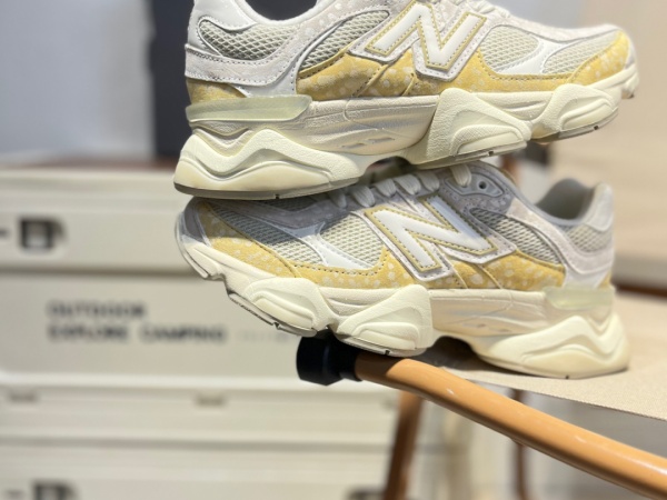 New Balance Shoes-M-2556