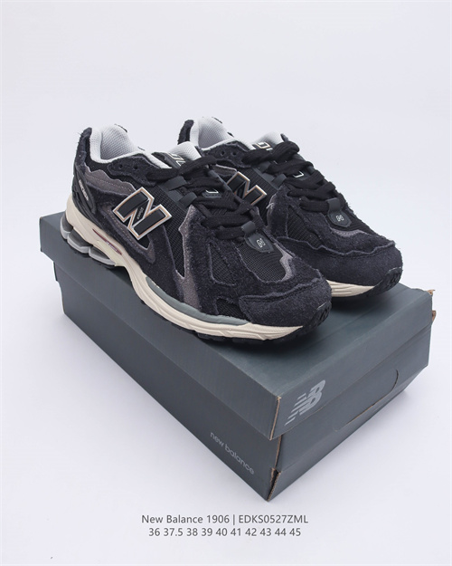 New Balance Shoes-W-0477