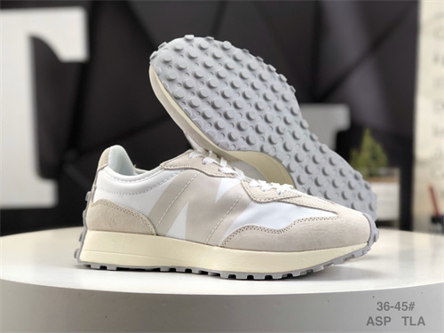 New Balance Shoes-W-0689