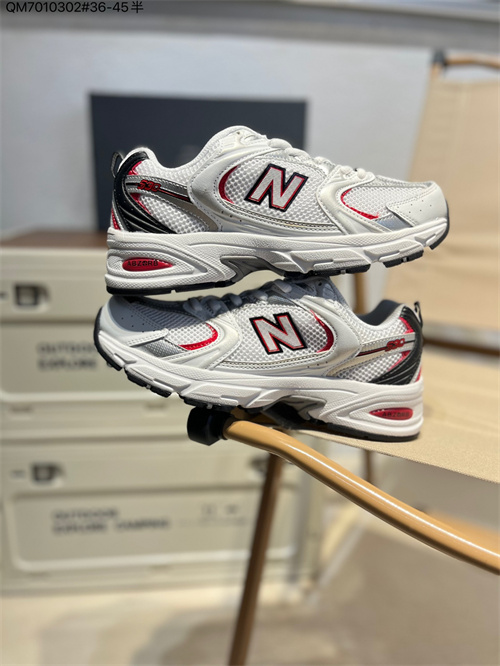 New Balance Shoes-W-0697