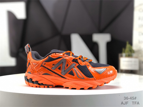 New Balance Shoes-W-0748