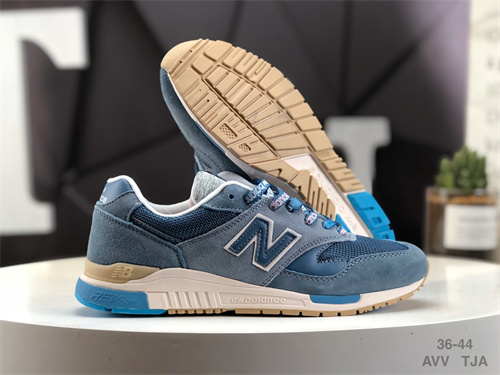 New Balance Shoes-W-0881