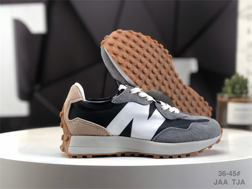 New Balance Shoes-W-0887