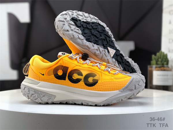 Nike ACG-M-0003