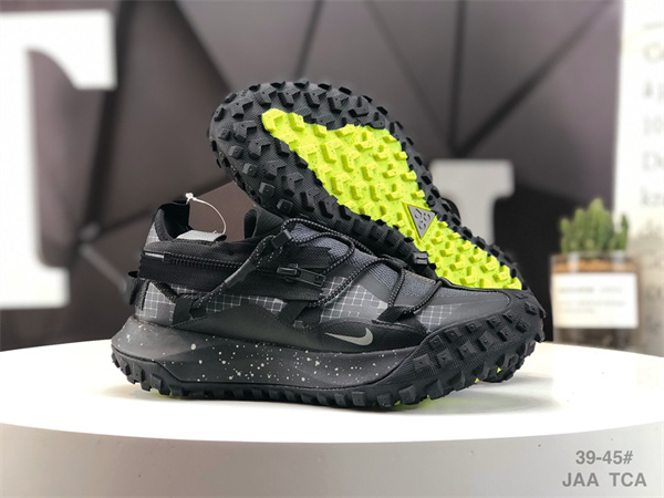 Nike ACG-M-0007